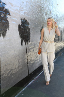 Kristen Taekman feet photo thumbnail