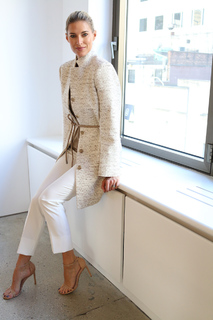 Kristen Taekman feet photo thumbnail