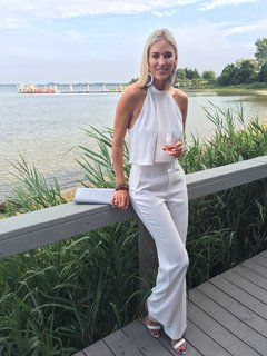 Kristen Taekman feet photo thumbnail