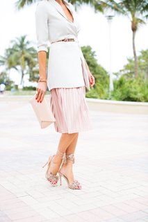 Kristen Taekman feet photo thumbnail