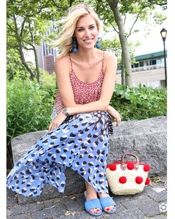 Kristen Taekman feet photo thumbnail