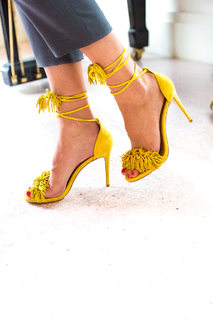 Kristen Taekman feet photo thumbnail