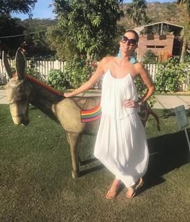 Kristen Taekman feet photo thumbnail