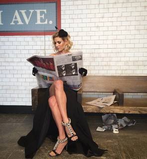 Kristen Taekman feet photo thumbnail