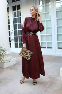 Kristen Taekman feet photo thumbnail