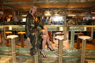 Kristen Taekman feet photo thumbnail