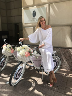 Kristen Taekman feet photo thumbnail