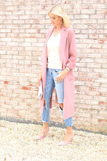 Kristen Taekman feet photo thumbnail