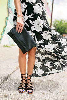 Kristen Taekman feet photo thumbnail