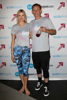 Kristen Taekman feet photo thumbnail