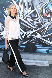 Kristen Taekman feet photo thumbnail