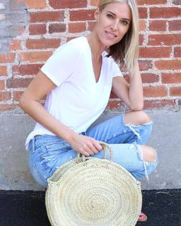 Kristen Taekman feet photo thumbnail