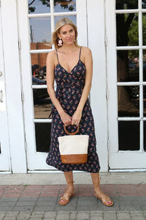 Kristen Taekman feet photo thumbnail