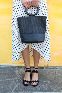 Kristen Taekman feet photo thumbnail