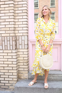 Kristen Taekman feet photo thumbnail