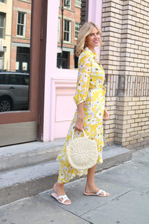 Kristen Taekman feet photo thumbnail