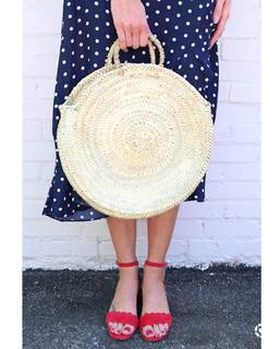 Kristen Taekman feet photo thumbnail