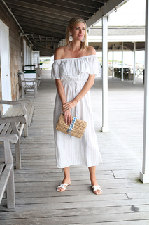 Kristen Taekman feet photo thumbnail