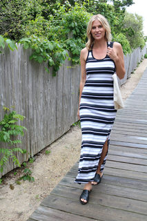 Kristen Taekman feet photo thumbnail