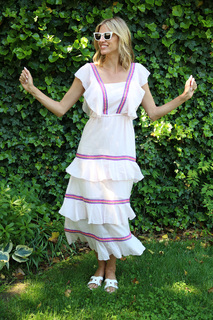 Kristen Taekman feet photo thumbnail