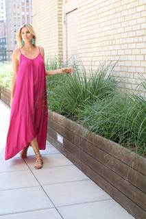 Kristen Taekman feet photo thumbnail