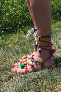 Kristen Taekman feet photo thumbnail