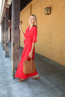 Kristen Taekman feet photo thumbnail