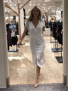 Kristen Taekman feet photo thumbnail