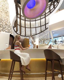 Kristen Taekman feet photo thumbnail