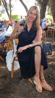 Kristen Taekman feet photo thumbnail