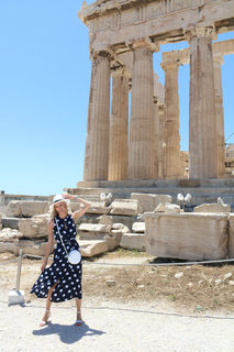 Kristen Taekman feet photo thumbnail