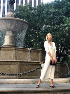 Kristen Taekman feet photo thumbnail