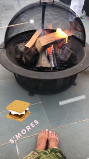 Kristen Taekman feet photo thumbnail