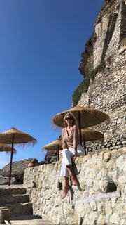 Kristen Taekman feet photo thumbnail