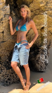 Kristen Taekman feet photo thumbnail