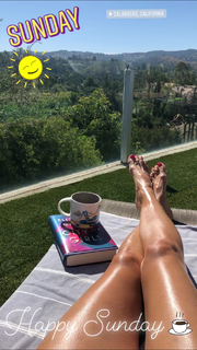 Kristen Taekman feet photo thumbnail