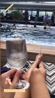 Kristen Taekman feet photo thumbnail