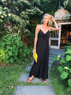 Kristen Taekman feet photo thumbnail