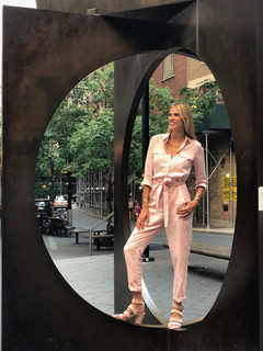 Kristen Taekman feet photo thumbnail