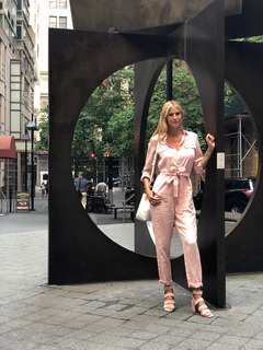 Kristen Taekman feet photo thumbnail