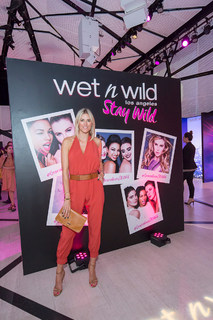 Kristen Taekman feet photo thumbnail