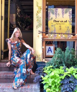 Kristen Taekman feet photo thumbnail