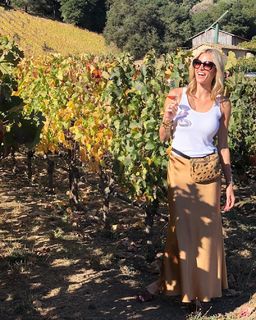 Kristen Taekman feet photo thumbnail