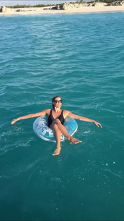 Kristen Taekman feet photo thumbnail