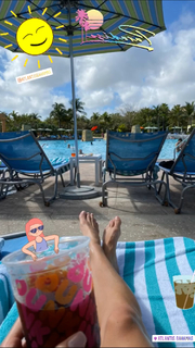 Kristen Taekman feet photo thumbnail