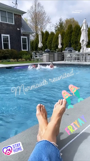 Kristen Taekman feet photo thumbnail