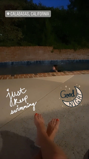 Kristen Taekman feet photo thumbnail