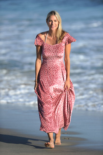 Kristen Taekman feet photo thumbnail