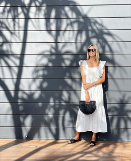 Kristen Taekman feet photo thumbnail