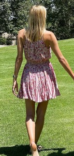 Kristen Taekman feet photo thumbnail